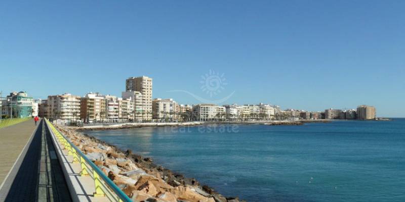 Comprar Apartamento de Segunda Mano en Torrevieja, Alicante